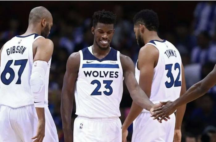 一纸官宣 一纸官宣