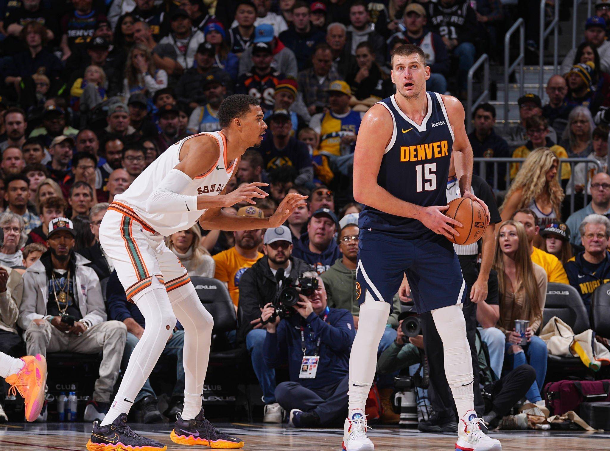 对西班牙足 对西班牙足